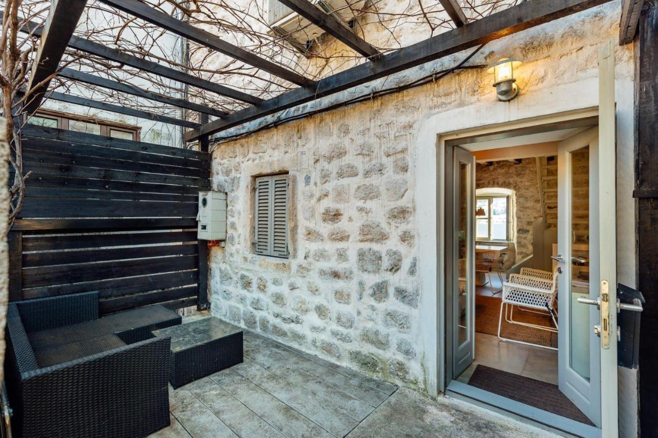 18Th Century Villa In The Unesco Bay Of Kotor Exterior photo